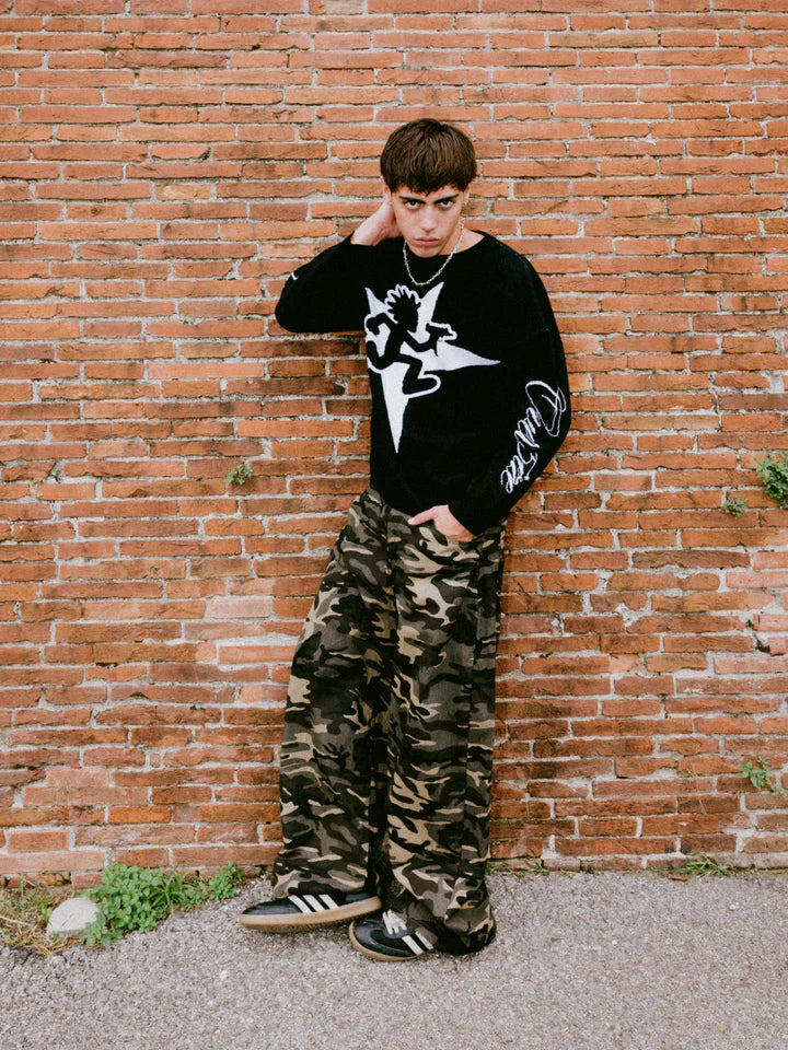 OVER5IZE "uzi" SWEATER BLACK