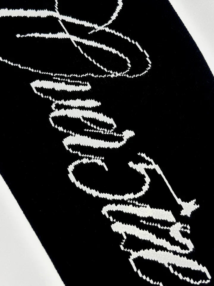 OVER5IZE "uzi" SWEATER BLACK