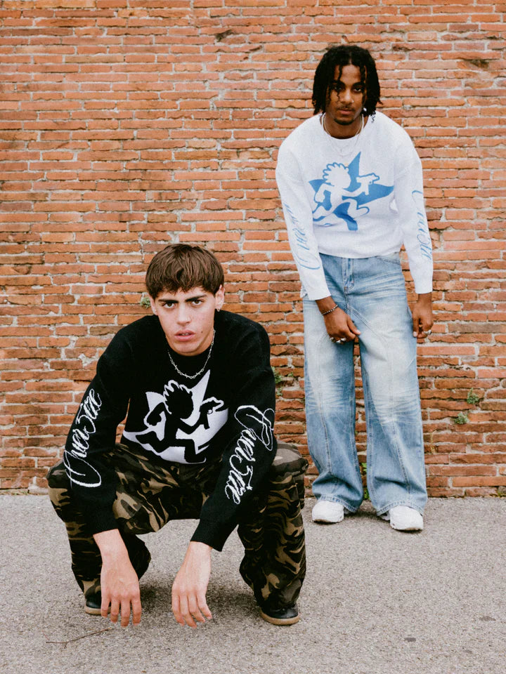 OVER5IZE "uzi" SWEATER WHITE